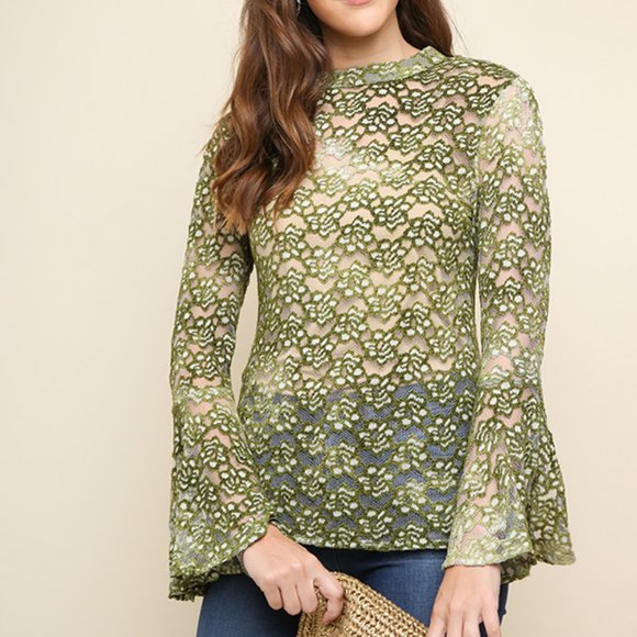 NWT UMGEE FLORAL EMBROIDERED TOP W/BELL SLEEVES - Picture 3 of 10